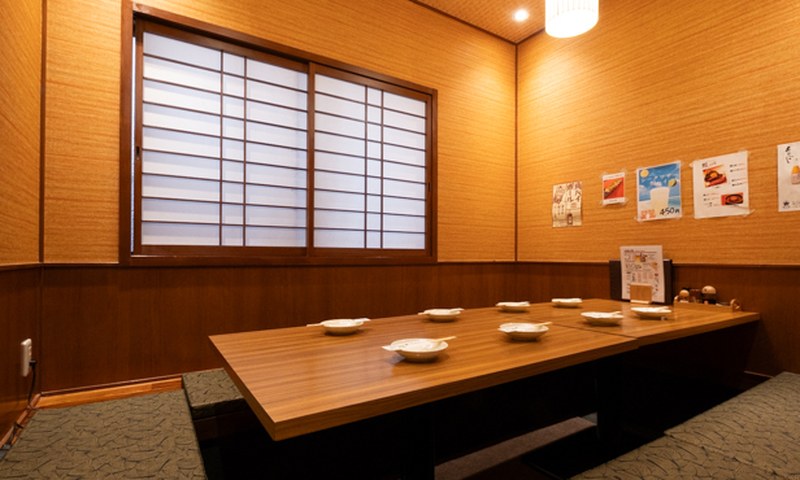 大正居酒屋 よあけ 掘りごたつの個室席